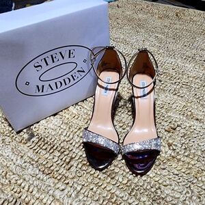 NEW with box Steve Madden rhinestone stiletto heels 9.5m